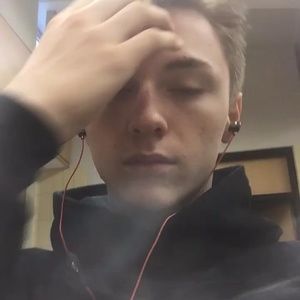 Meet your Posher, Gauge